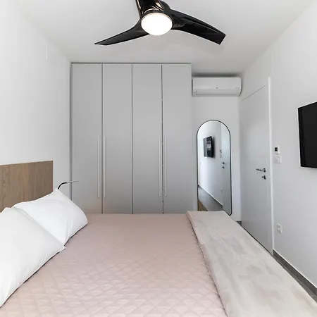 Adriora Pool By Belmont Realty Bibinje
